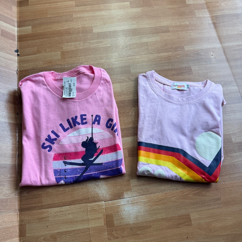 Monkeys aspen ski tshirt bundle size girls large